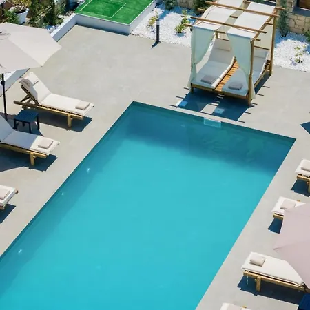 With Private Pool, By Zantewize 빌라 *